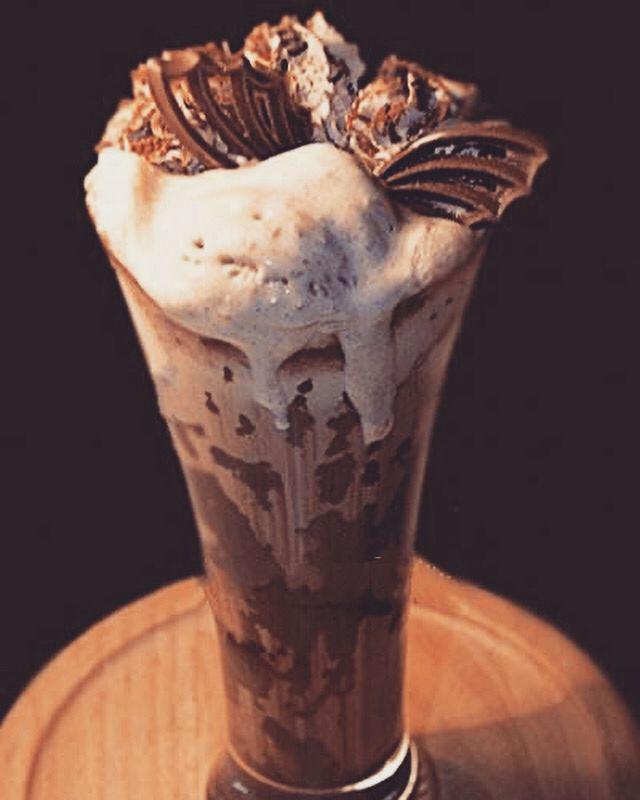 گلاسه قهوه